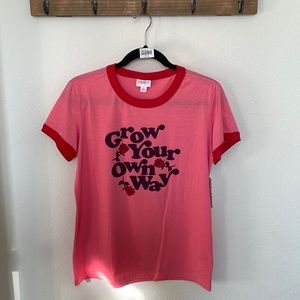 Lularoe grow your own Way red and pink ringer T-shirt small liv